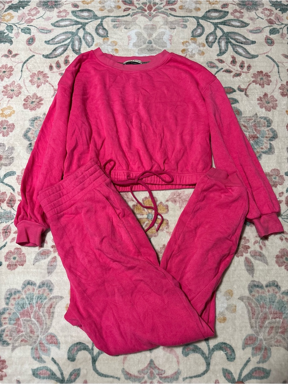 Alice + Olivia Hot Pink Cropped Sweatshirt & Jogger Set